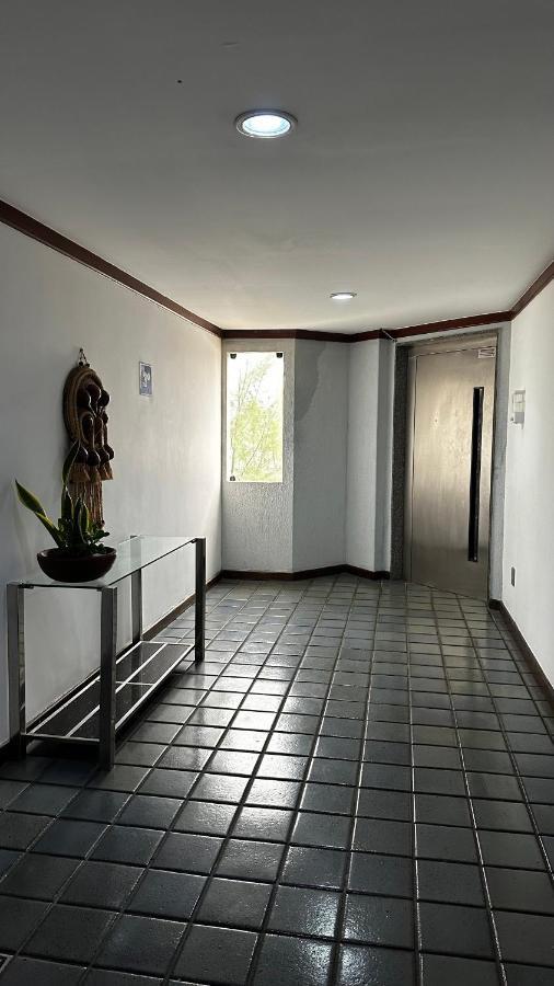 Apartamento Inteiro Frente Ao Mar De Ondina Σαλβαντόρ Εξωτερικό φωτογραφία