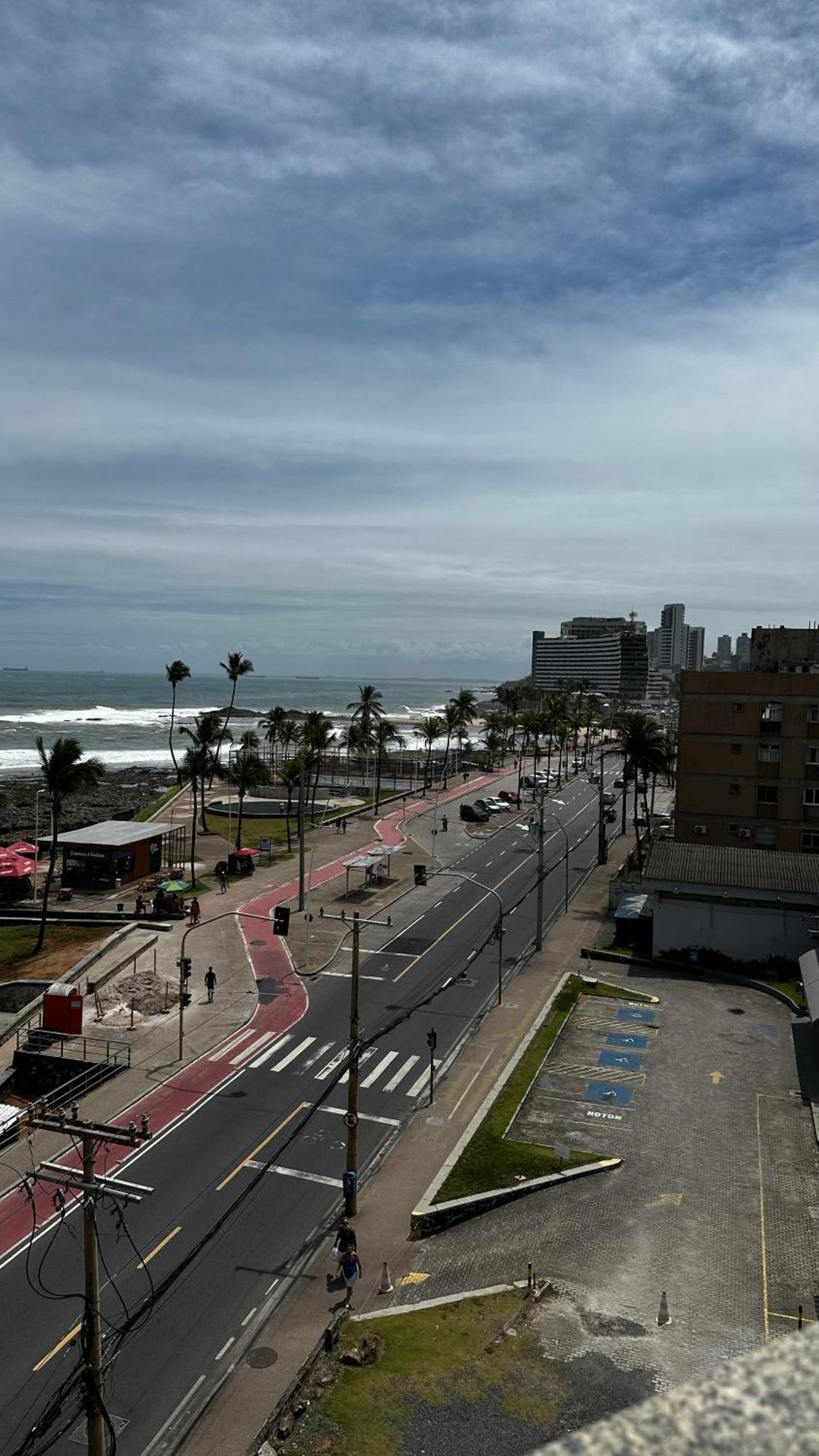 Apartamento Inteiro Frente Ao Mar De Ondina Σαλβαντόρ Εξωτερικό φωτογραφία